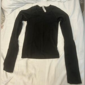 Lululemon black long sleeve